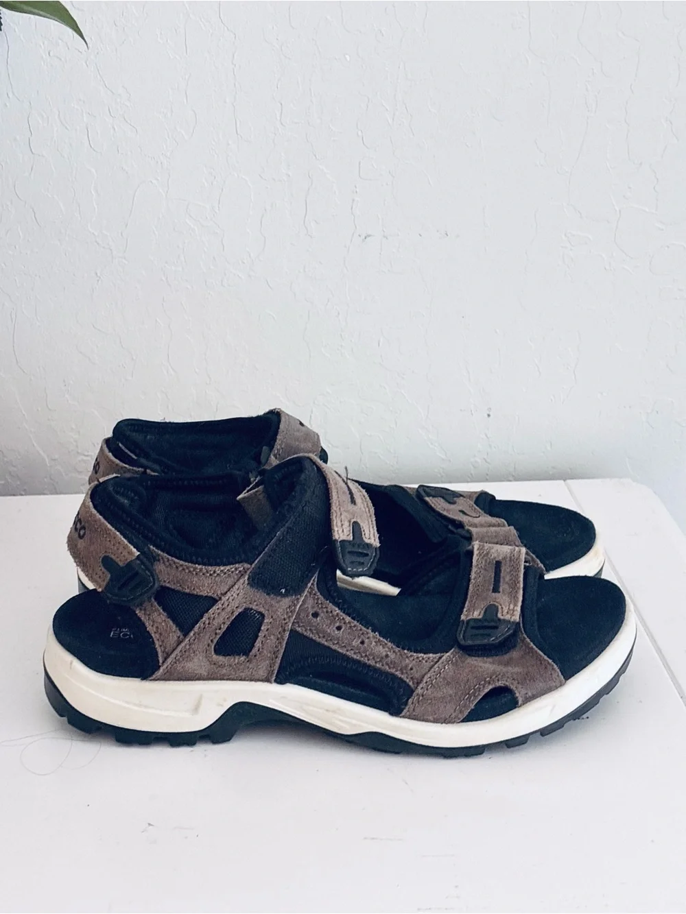 ECCO Mens Yucatan Leather Strap Sport Sandals, Brown, Sz 42 (9.5)